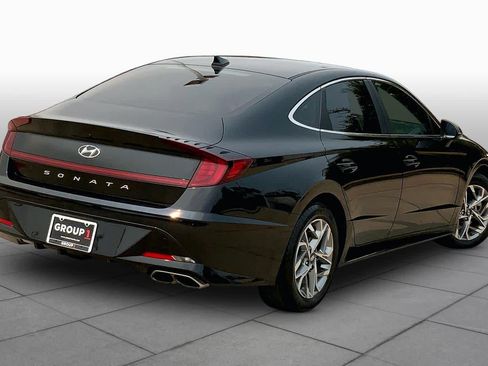 Used 2022 Hyundai Sonata SEL w/ Preferred Accessory Package FWD image 12