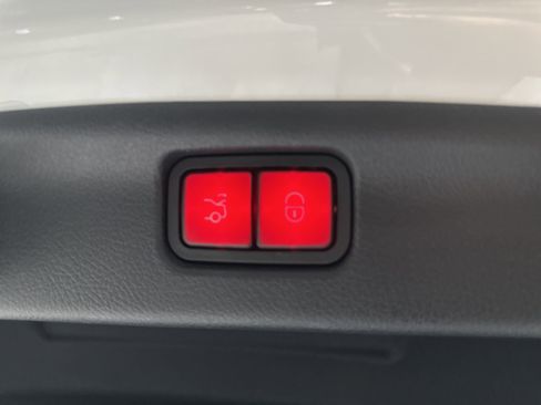 Certified 2023 Mercedes-Benz C 300 C 300 image 17