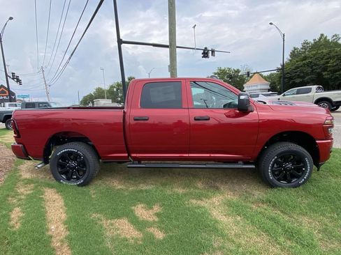 New 2026 RAM 2500 Tradesman AWD/4WD image 36