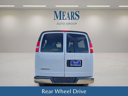 Used 2019 Chevrolet Express 3500 LT w/ LT Preferred Equipment Group image 5