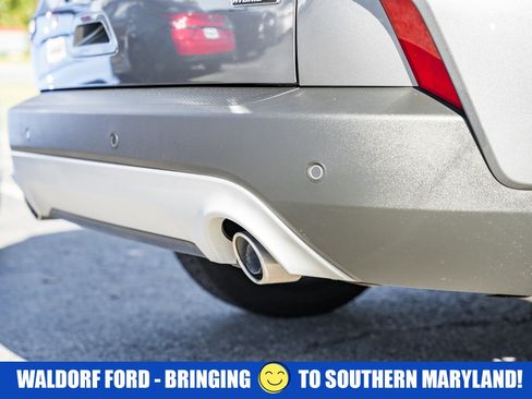 Used 2022 Ford Escape SEL image 7