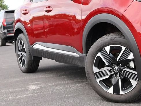 Certified 2025 Nissan Kicks SR AWD/4WD image 4