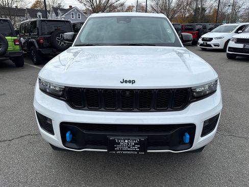 Used 2023 Jeep Grand Cherokee 30th Anniversary image 9