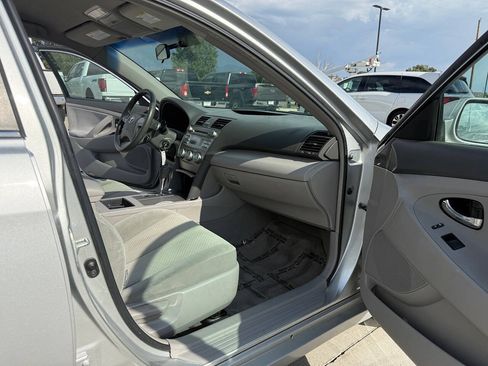 Used 2007 Toyota Camry LE FWD image 23