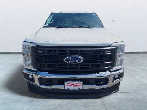Certified 2025 Ford F250 XL w/ XL Chrome Package AWD/4WD image 2