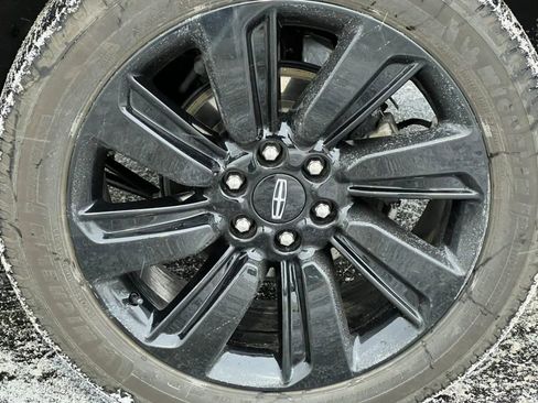 Used 2024 Lincoln Navigator L Reserve w/ Monochromatic Package image 11