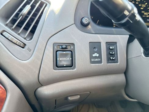 Used 2001 Lexus RX 300 4WD image 17