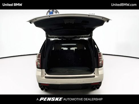 Used 2023 Chevrolet Tahoe High Country AWD/4WD image 22