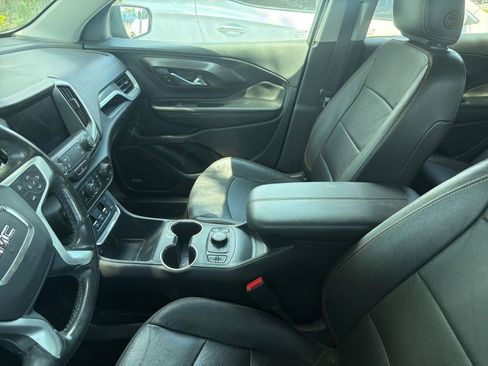 Used 2020 GMC Terrain SLT w/ Preferred Package image 5