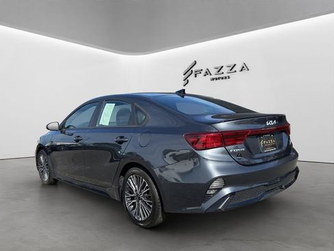 Used 2023 Kia Forte GT-Line w/ GT-Line Premium Package FWD image 3