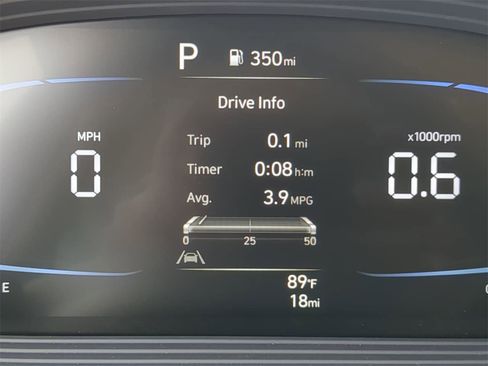 New 2025 Hyundai Venue Limited image 31