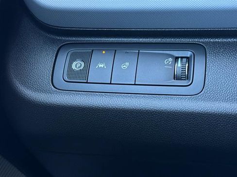 New 2027 Chevrolet Bolt LT w/ Comfort Package image 29