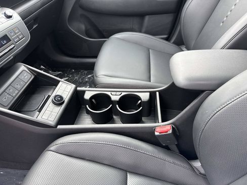 Certified 2024 Hyundai Kona Limited AWD/4WD image 16