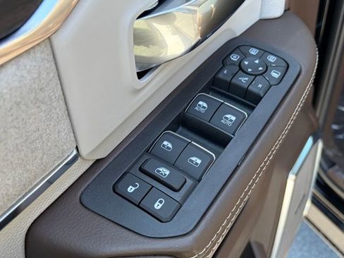 New 2026 RAM 3500 Laramie AWD/4WD image 13