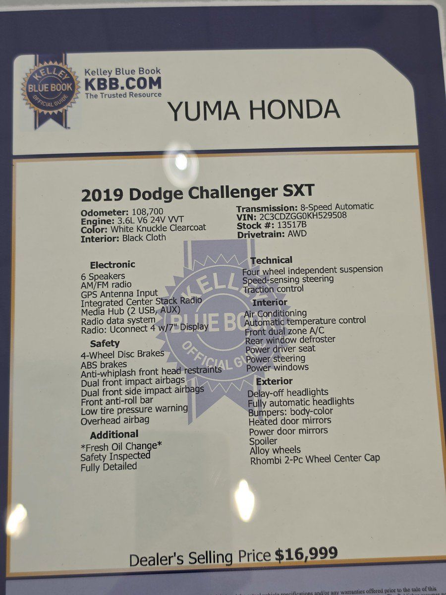 Used 2019 Dodge Challenger SXT AWD/4WD image 30