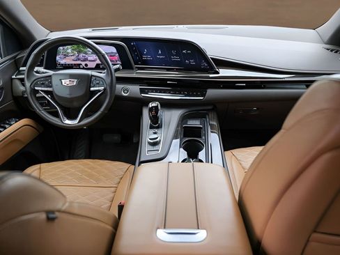 Used 2021 Cadillac Escalade ESV Sport w/ Driver Assist Tech Package AWD/4WD image 26
