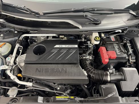 Used 2025 Nissan Rogue SV image 11