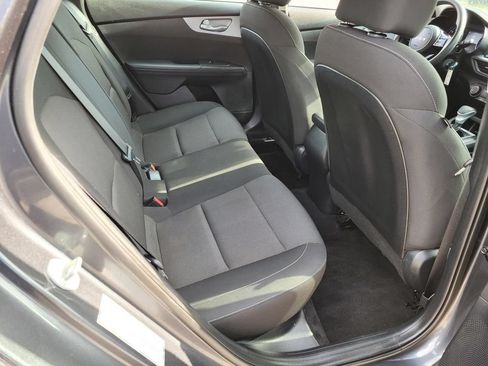 Used 2024 Kia Forte LXS FWD image 11