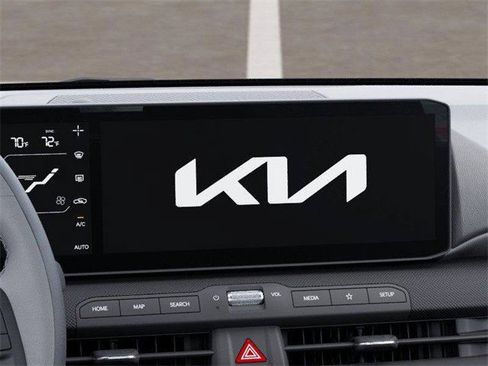 Used 2025 Kia K4 EX FWD image 20