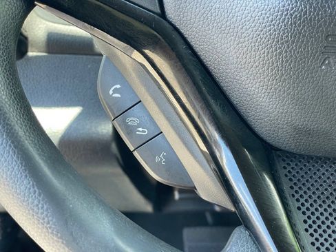 Used 2021 Honda HR-V LX image 15