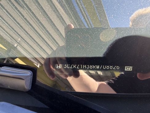 Used 2024 Honda HR-V LX image 38