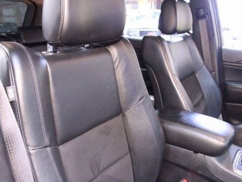 Used 2020 Jeep Grand Cherokee Altitude image 11