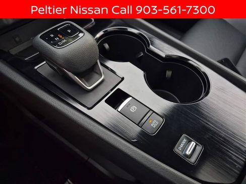 Certified 2024 Nissan Rogue SL w/ SL Premium Package FWD image 41