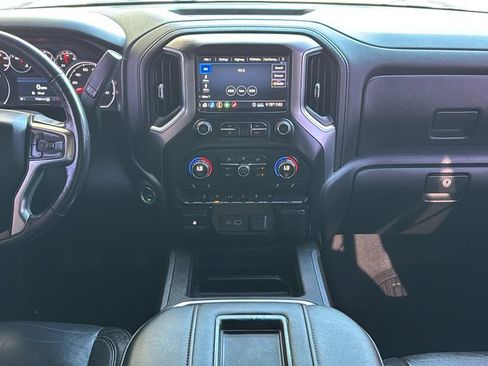 Used 2020 Chevrolet Silverado 1500 LT Trail Boss AWD/4WD image 11