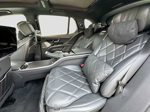Certified 2024 Mercedes-Benz Maybach EQS 680 4MATIC image 26