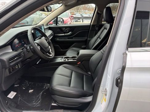 New 2026 Lincoln Corsair Premiere image 8