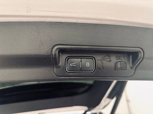 Used 2022 Ford Explorer ST w/ Equipment Group 401A image 18