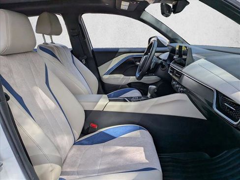 Certified 2025 Acura ADX A-Spec image 18