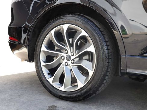 Used 2020 Lincoln Aviator Grand Touring w/ Equipment Group 302A AWD/4WD image 70