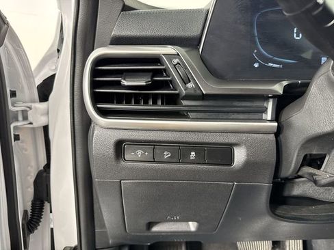 Certified 2024 Kia Telluride LX AWD/4WD image 14