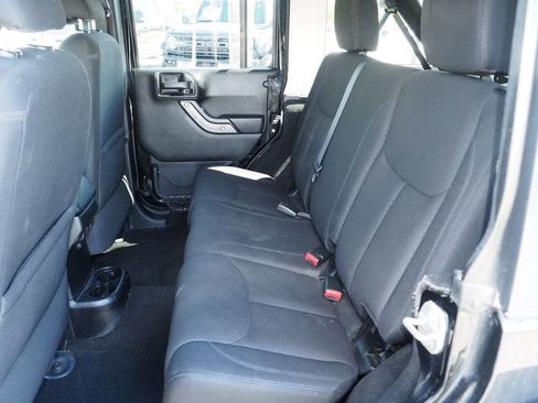 Used 2014 Jeep Wrangler Unlimited Sport w/ Quick Order Package 24S AWD/4WD image 15
