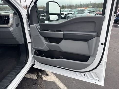 Used 2023 Ford F250 XLT w/ FX4 Off-Road Package image 28