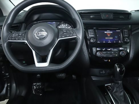 Used 2019 Nissan Rogue Sport SV image 27
