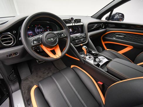 New 2026 Bentley Bentayga Speed image 2