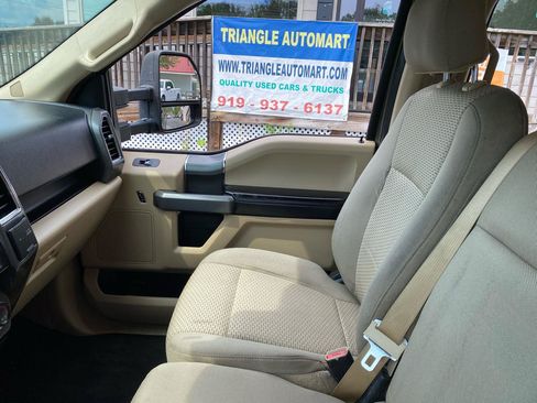Used 2015 Ford F150 XLT w/ Equipment Group 302A Luxury AWD/4WD image 13