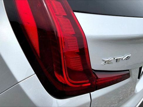 Used 2019 Cadillac XT4 Luxury w/ Cold Weather Package FWD image 22