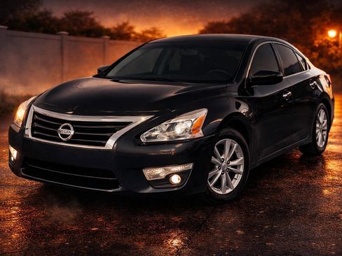 Used 2015 Nissan Altima 2.5 image 1