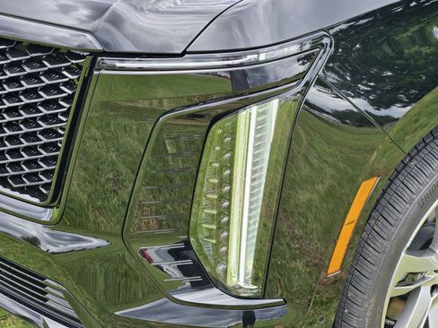 New 2026 Cadillac Escalade Sport w/ Touring Package AWD/4WD image 5