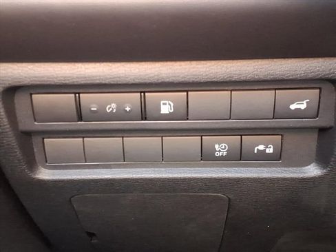 Used 2023 Mitsubishi Outlander 4WD Plug-In Hybrid image 21