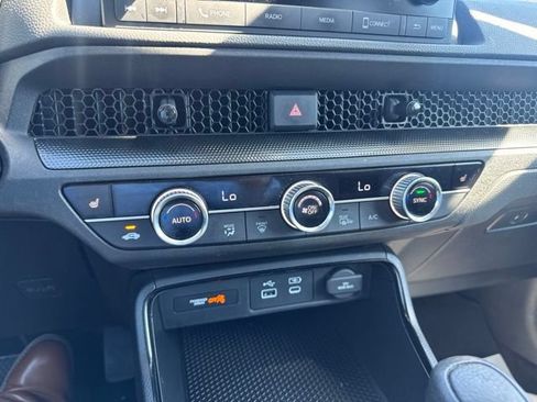 Used 2024 Honda CR-V EX image 25