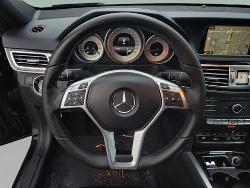 Used 2016 Mercedes-Benz E 250 Sedan image 23