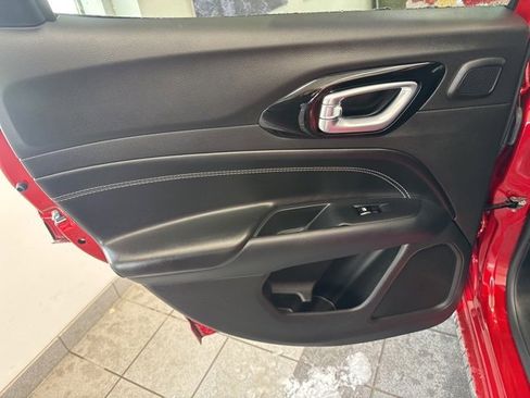 Used 2024 Jeep Compass Limited w/ High Altitude Package image 13