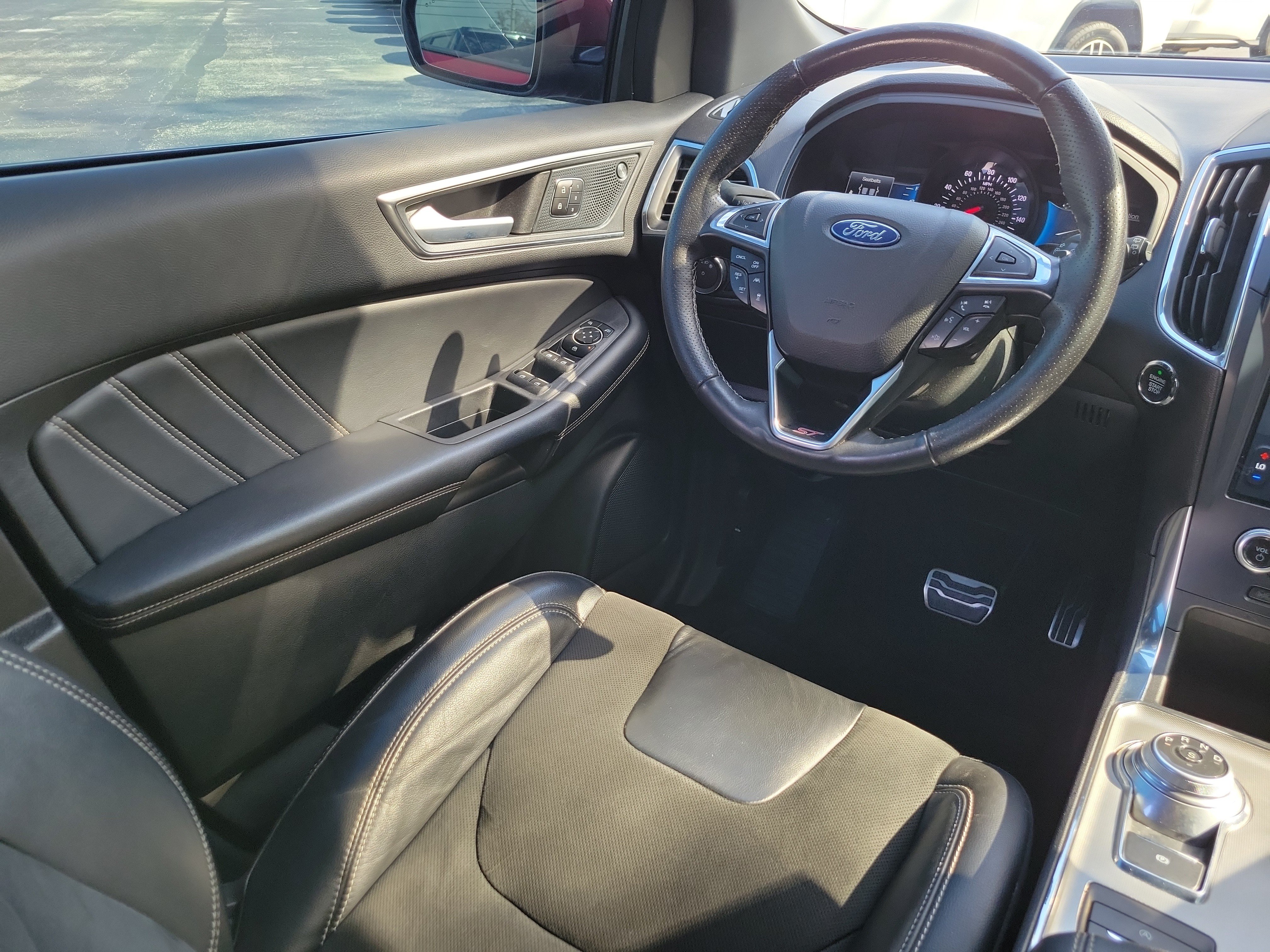 Used 2023 Ford Edge ST w/ Equipment Group 401A AWD/4WD image 27