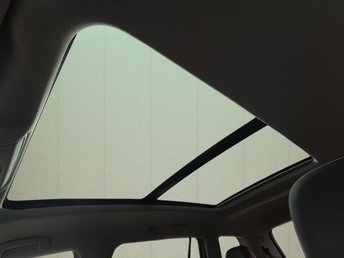 Used 2022 Volkswagen Atlas SEL Premium image 37