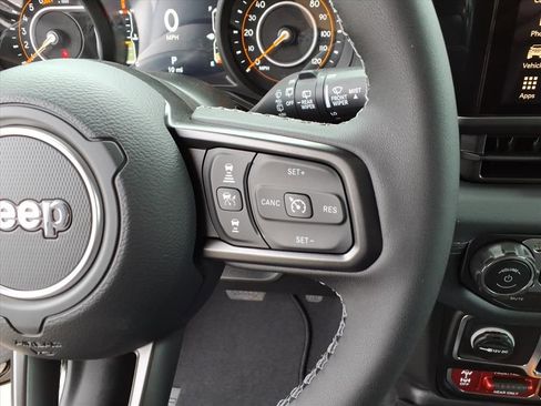 New 2025 Jeep Wrangler Unlimited Rubicon image 21