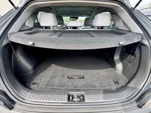 Used 2023 Hyundai Kona SEL w/ Cargo Package AWD/4WD image 11